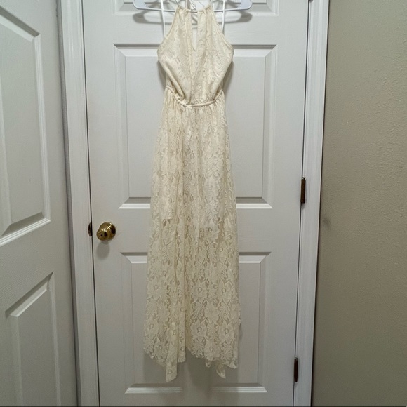 Abercrombie lace dress, size medium, brand new with tags/ never worn - Picture 3 of 6